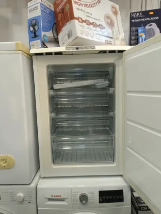 Congelador AEG No Frost con Garantía transporte