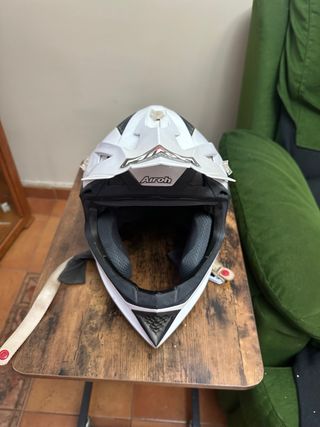 Casco Airoh Fighters Blanco Talla M
