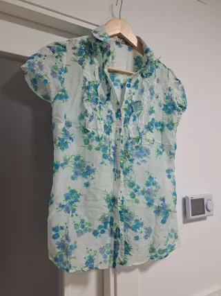 Blusa Zara floral talla L seda y algodón