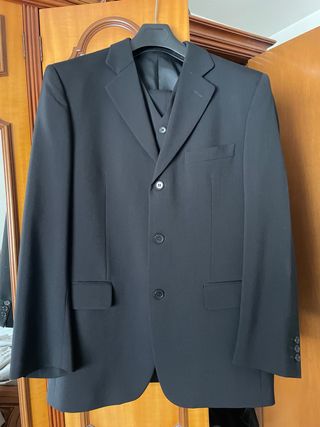 Traje Fuentecapala Negro 3 Piezas