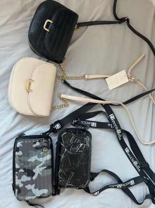 Lote de 4 bolsos negro, beige, militar y mármol