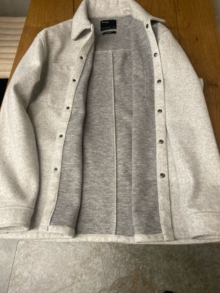 Sobrecamisa Bershka Gris