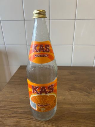 Lotto bottiglie Vintage KAS e Coca-Cola in vetro 1L