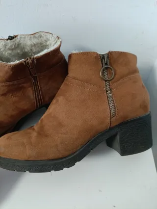 Botines de ante con pelo