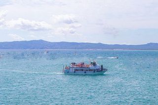 Barco de pasajeros para excursiones