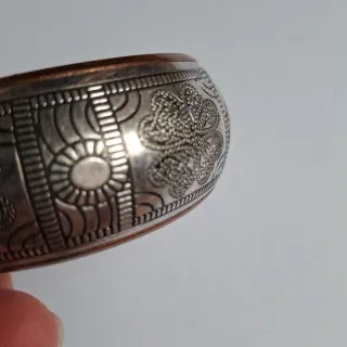 Pulsera metal decorada plata y oro