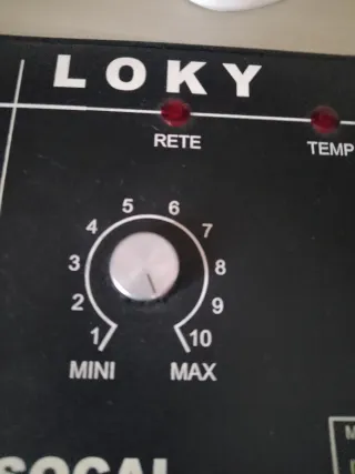 Piastra per capelli LOKY SOCAI ROMA