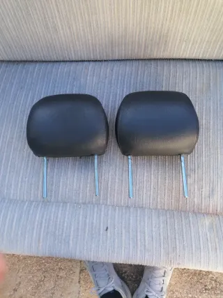 Reposacabezas Georg (2 unidades) Yaris Verso