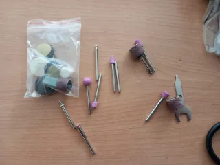 Herramienta multifunción Practyl con accesorios