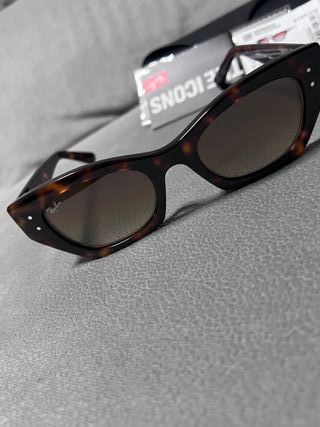 Occhiali da sole Ray-Ban Zena RB4430 Tortoise