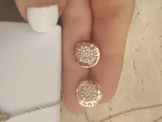 Conjunto Lotus Oro Rosa: Collar y Pendientes