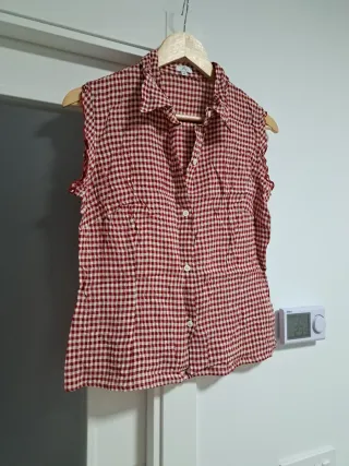 Blusa Yera cuadros roja y blanca Talla 42