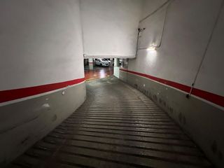 Garaje en venta en Carolinas Altas en Alicante