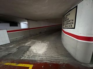 Garaje en venta en Carolinas Altas en Alicante