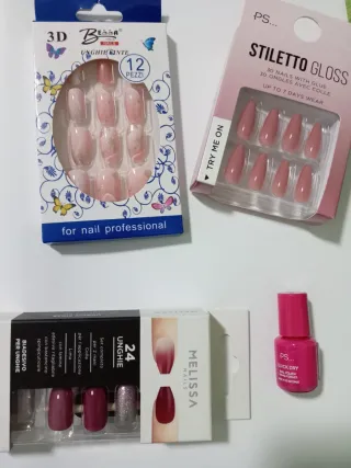 Set Unghie Finte Melissa Nails + Smalto