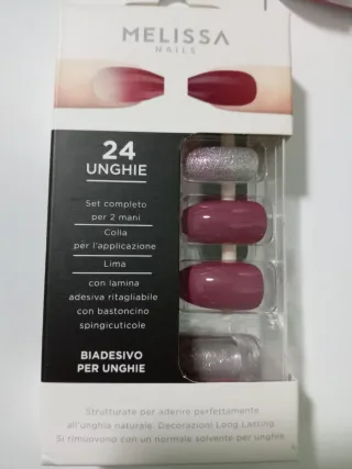 Set Unghie Finte Melissa Nails + Smalto