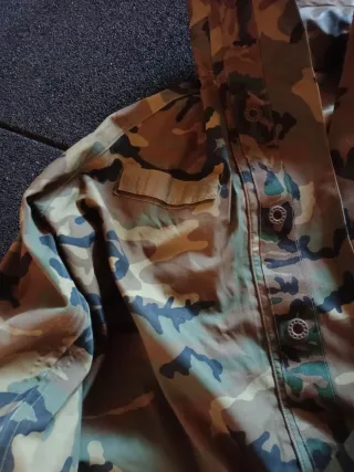 Intemperie militar camuflaje