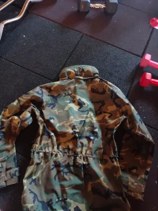 Intemperie militar camuflaje