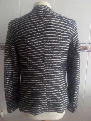 Chaqueta T. M Rayas Azul y Blanca