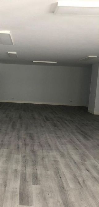 Local comercial en alquiler en El Parque - Zapatón en Torrelavega