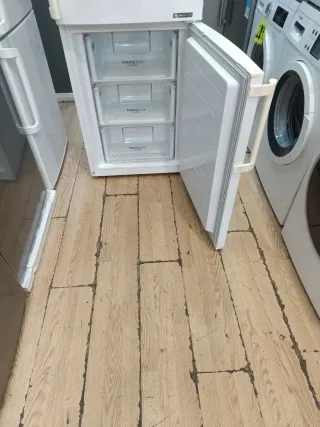 Nevera marca LG GARANTÍA TRANSPORTE