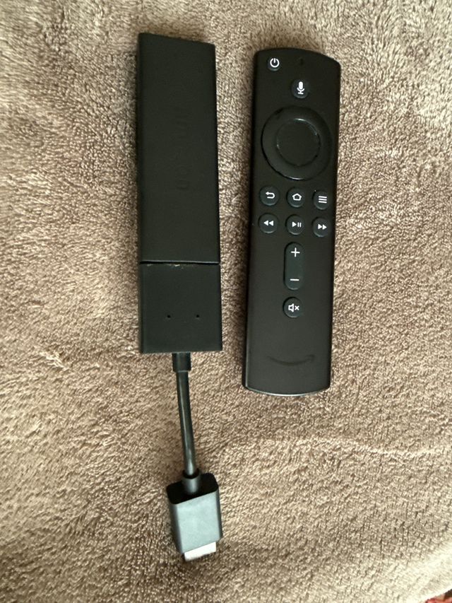 Amazon Fire TV Stick con Mando. sin pilas