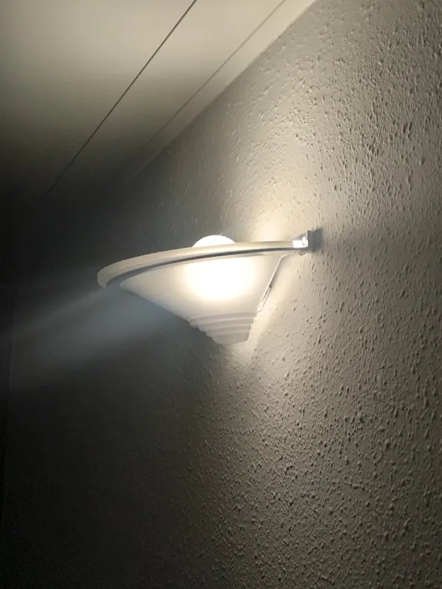 Lámpara de pared moderna