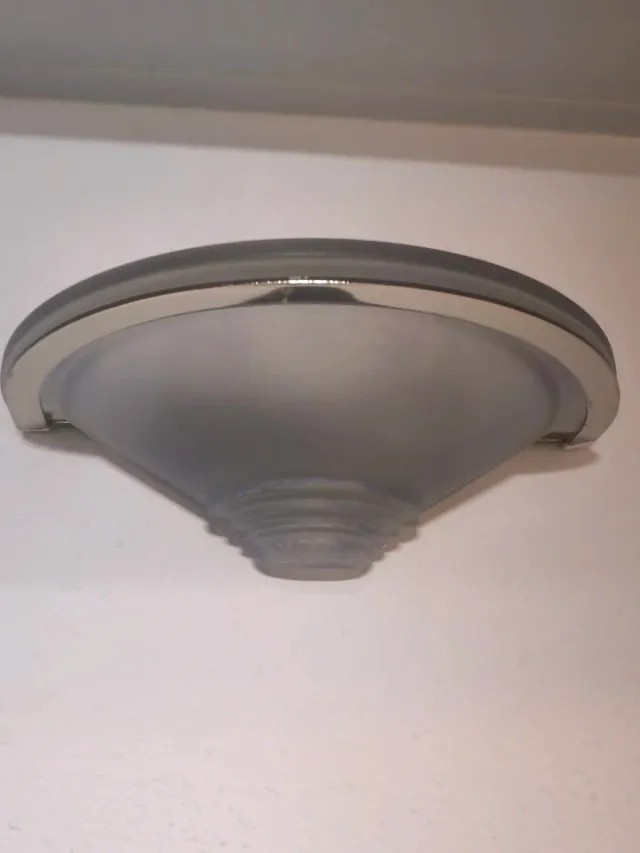 Lámpara de pared moderna