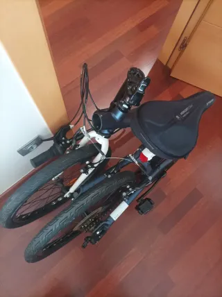 Bicicleta plegable B'Twin Tilt 500 + Rodillo