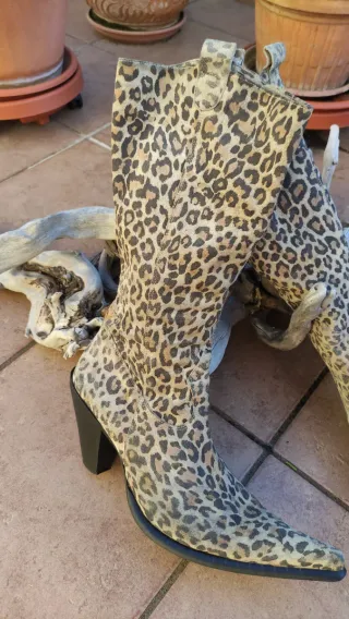 Stivali camoscio leopardati