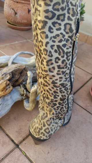 Stivali camoscio leopardati