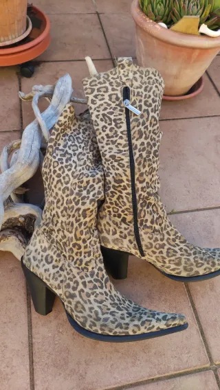 Stivali camoscio leopardati