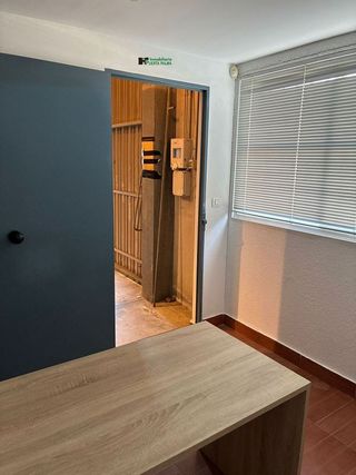 Nave industrial en venta en La Estación en Badajoz