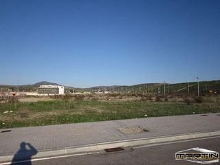 Terreno en venta en Lucena