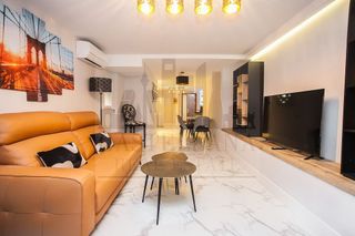 Piso en alquiler en Castillejos en Madrid