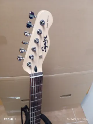 Guitarra Eléctrica Squier Telecaster Azul