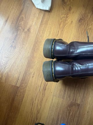 Botas Dr. Martens color vino