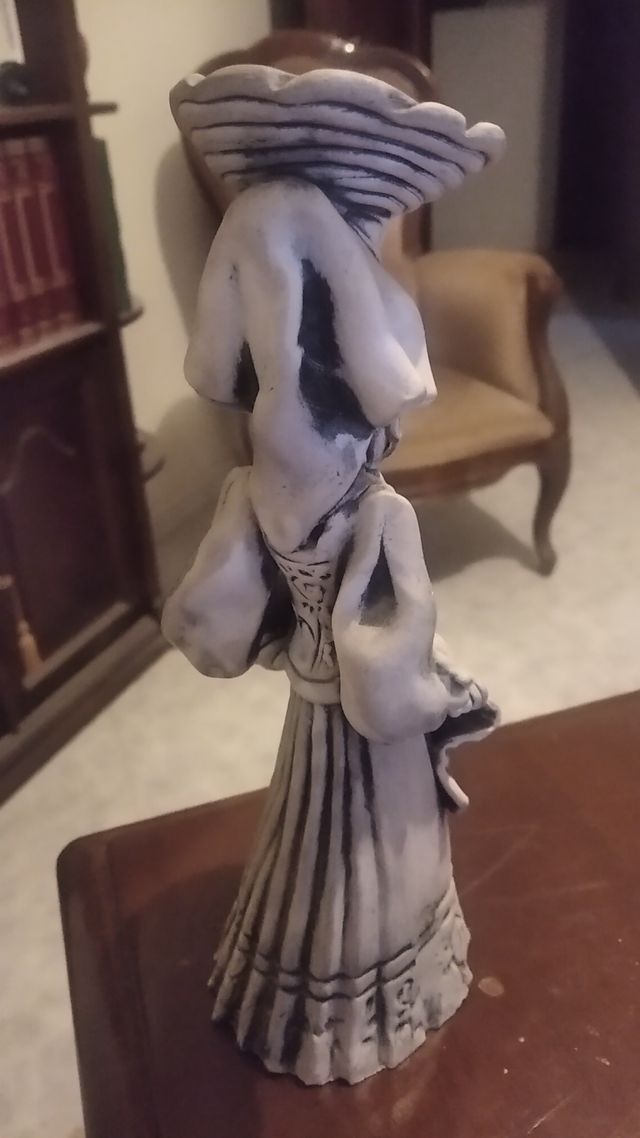 Statuetta artigianale tradizionale della Sardegna