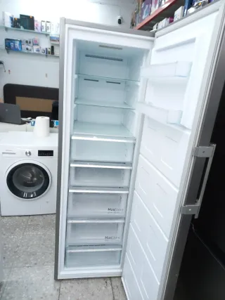 Congelador vertical beko