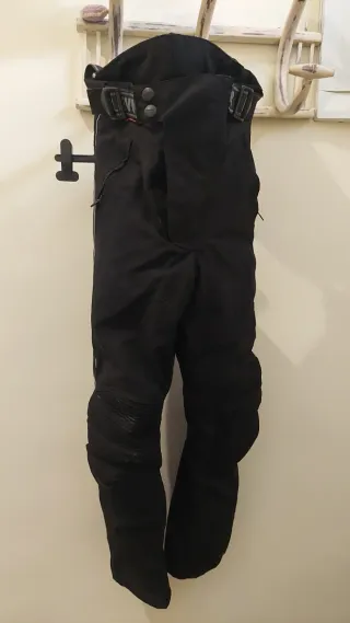 Pantalón moto LEVIOR negro