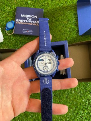 Omega x Swatch Mission to Earthphase Monshine gold