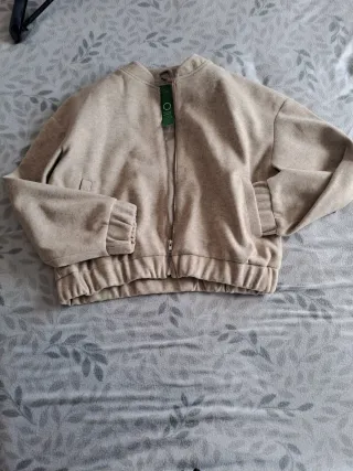 Bomber lana beige y negra