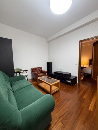 Piso en alquiler en Palos de Moguer en Madrid