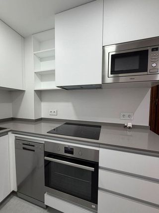 Piso en alquiler en Palos de Moguer en Madrid