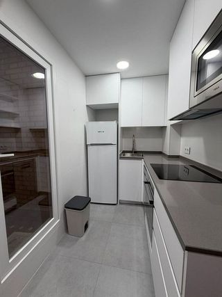 Piso en alquiler en Palos de Moguer en Madrid