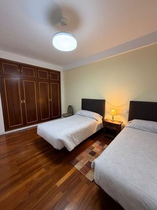 Piso en alquiler en Palos de Moguer en Madrid