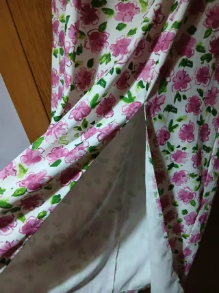 Vestido Zara floral rosa y blanco