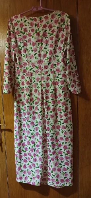 Vestido Zara floral rosa y blanco