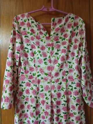 Vestido Zara floral rosa y blanco