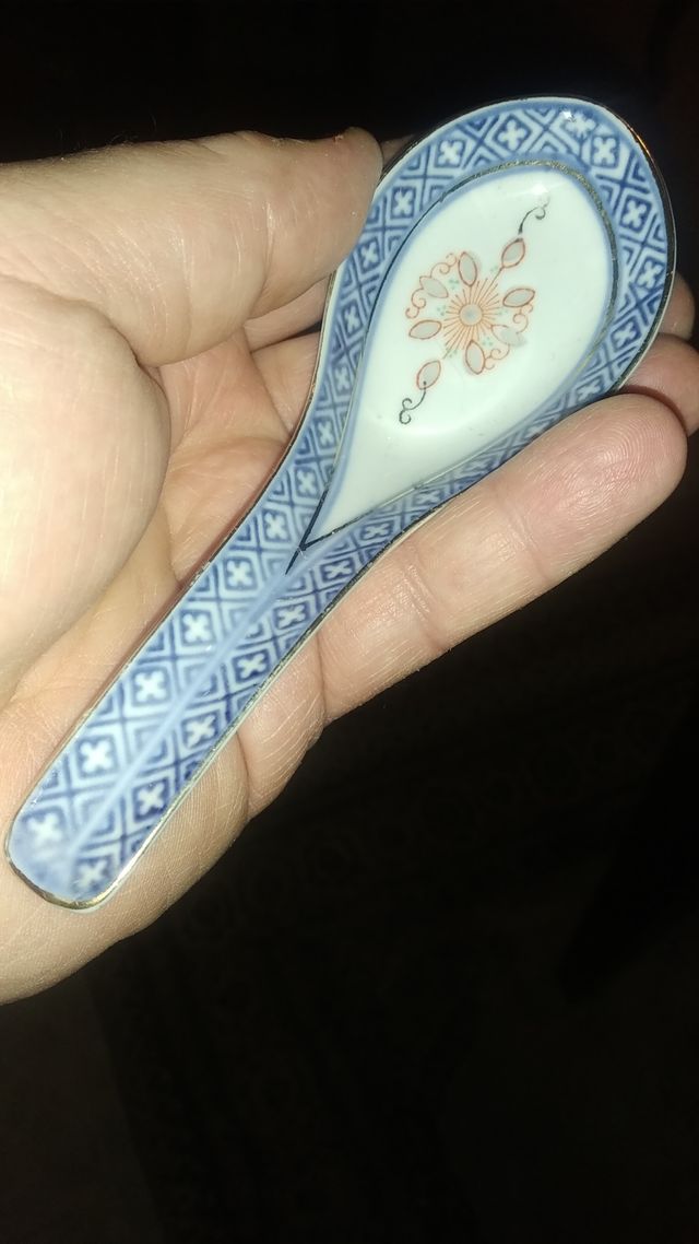 Ciotola e cucchiaio in porcellana cinese vintage